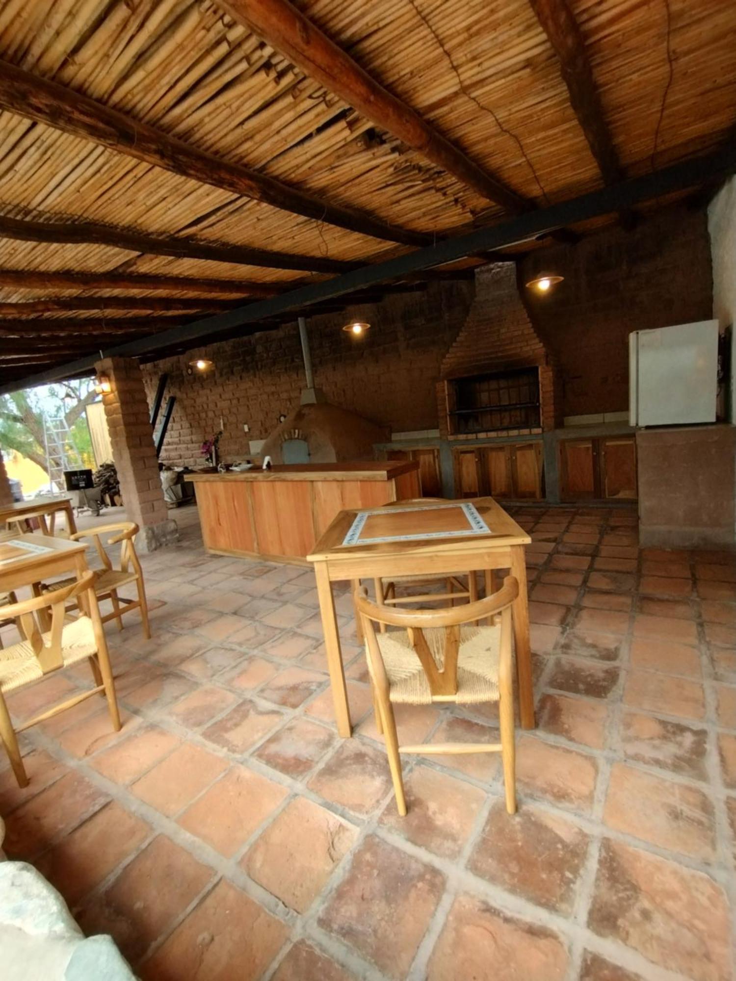 ホテル La Casona De Moldes Coronel Moldes エクステリア 写真